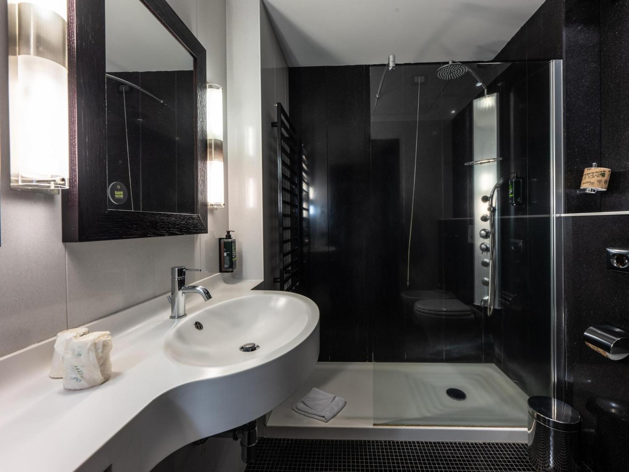 B&B Hotel Borgaro Torinese Esterno foto