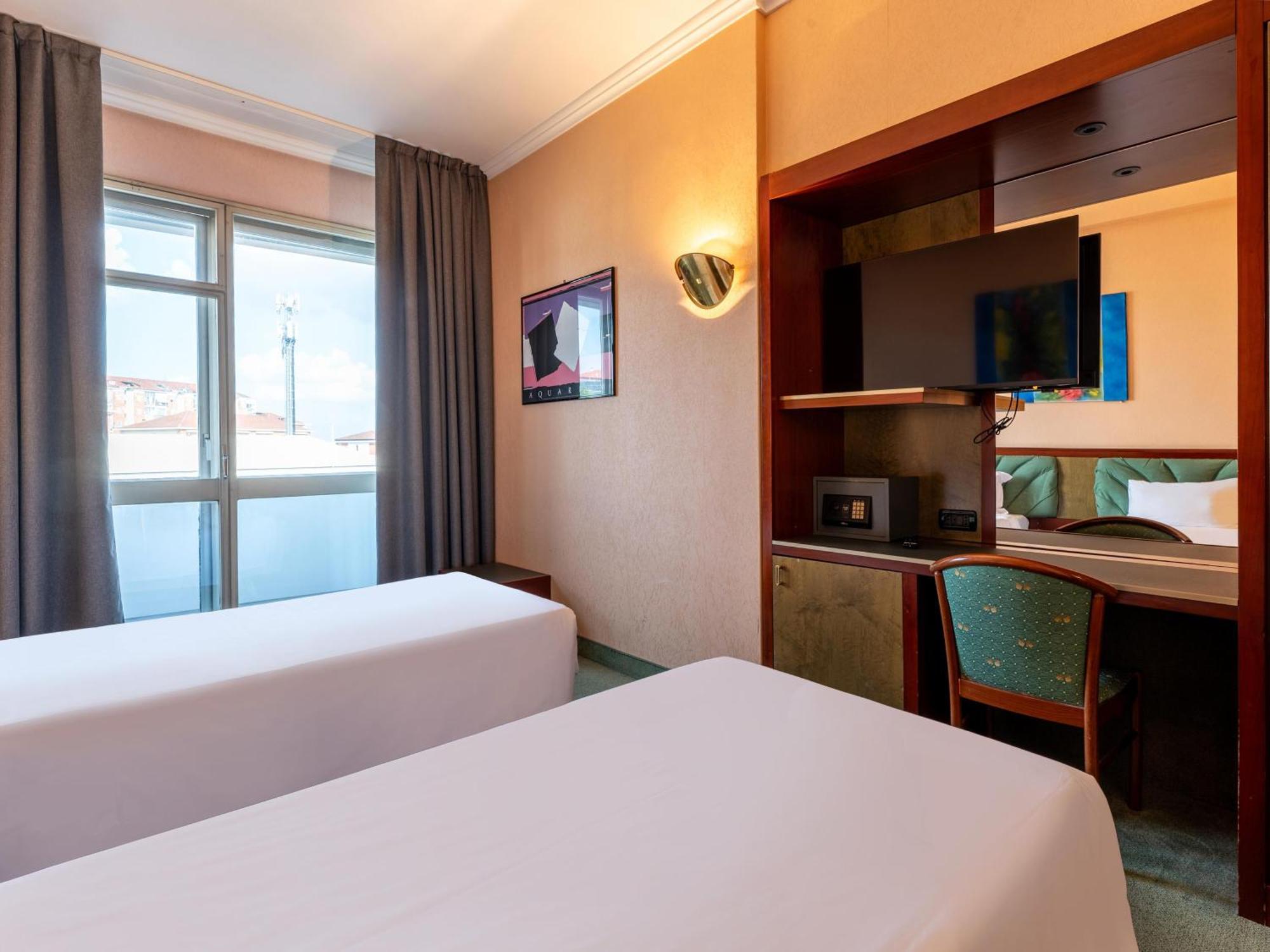 B&B Hotel Borgaro Torinese Esterno foto