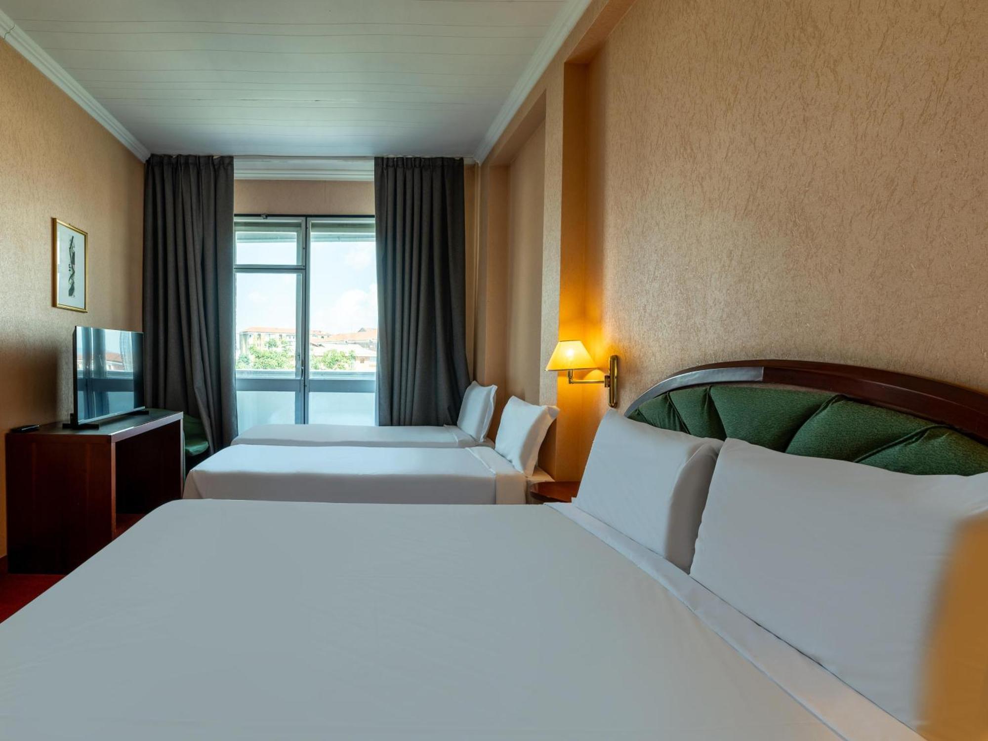 B&B Hotel Borgaro Torinese Esterno foto