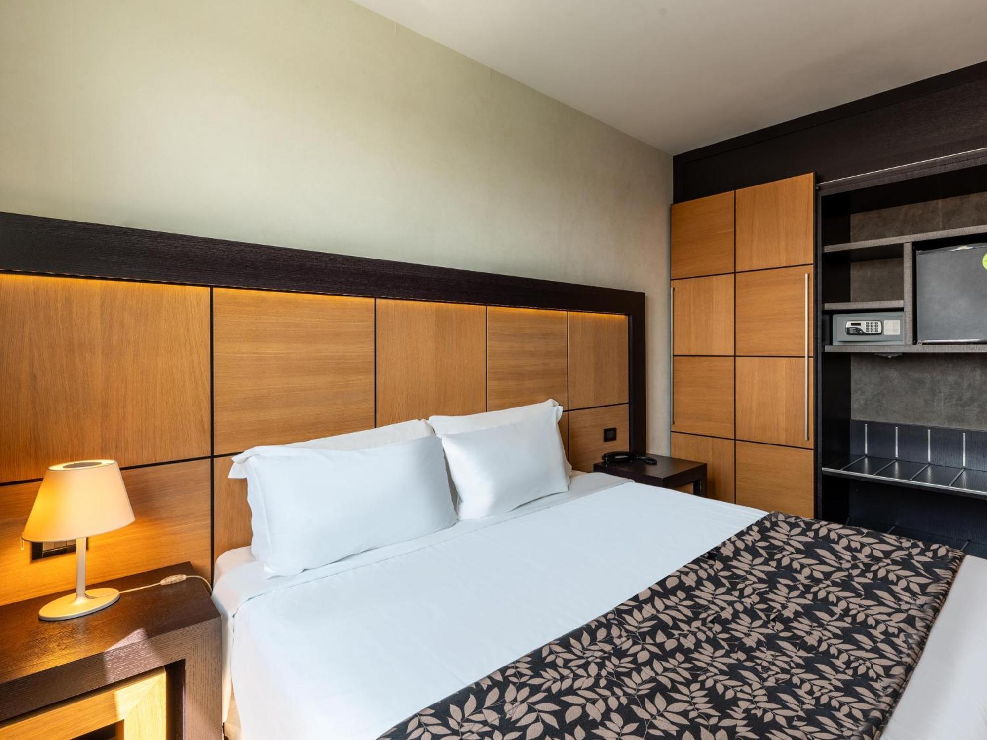 B&B Hotel Borgaro Torinese Esterno foto